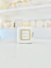 Load image into Gallery viewer, Baby Busy Cube