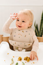 Load image into Gallery viewer, Loulou Lollipop Silicone Bib Printed - Safari