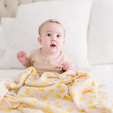 Load image into Gallery viewer, (SALE) Loulou Lollipop Swaddle - Lemon
