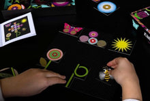 Load image into Gallery viewer, Djeco KINOPTIK ANIMATED OPTICAL ILLUSION PUZZLE: GARDEN (107PC)