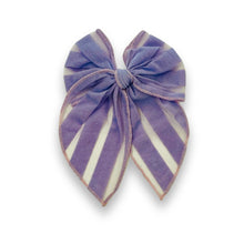 Load image into Gallery viewer, Mamas Bow - Mini Dream Silvery Dried Purple