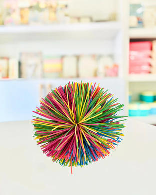 Rainbow Stretchy Stringy Ball