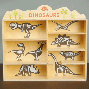 Tender Leaf Toys 8 Dinosaurs & Shelf