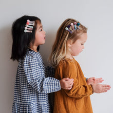 Load image into Gallery viewer, Mimi &amp; Lula Polly Pom Pom Grips (Parklife)