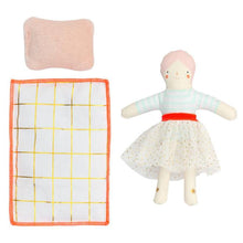 Load image into Gallery viewer, Meri Meri Mini Matilda Doll Suitcase